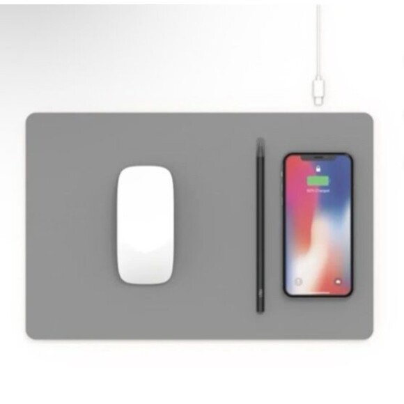 Pout Hand 3 Pro Wireless Charging Mouse Pad Qi-Enabled Fast Charger Desk Mat - Picture 1 of 8